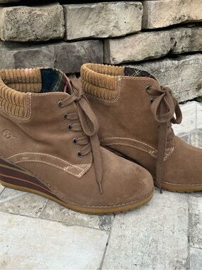 Tamari’s Suede Lace-Up Ankle Wedge Booties, Hiking Cabin core, Granola Girl
